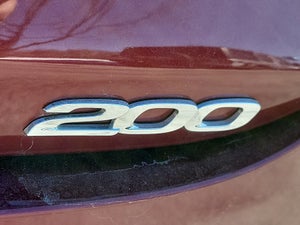 2016 Chrysler 200 LX FWD